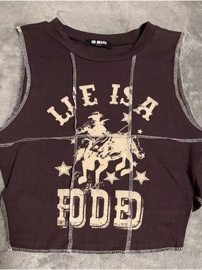 G Mini Brown Graphic Crop Tank - 'Life Is A Rodeo'. NWOT